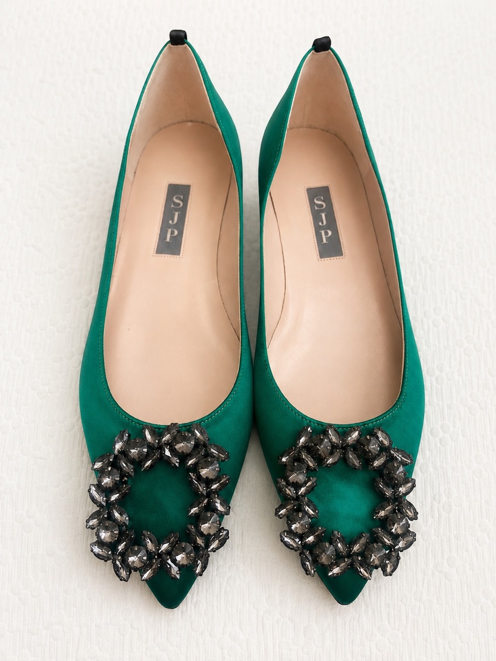 RARE SJP by Sarah Jessica Parker Emerald Satin Crystal Pointed Toe Flats EU 35 M